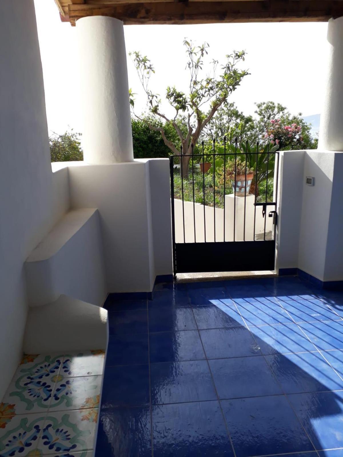 Villa Insolia Santa Marina Salina Habitación foto
